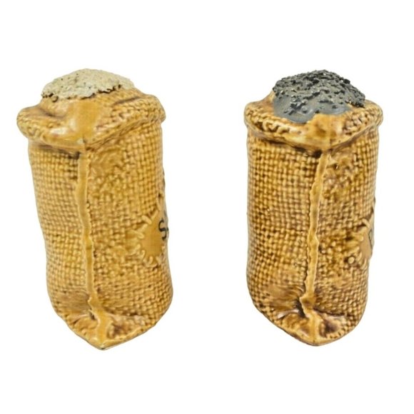 Burlap Sack Salt and Pepper Ceramic Shaker Set 3.75 inch Our Own Imports Vintage - Picture 4 of 7